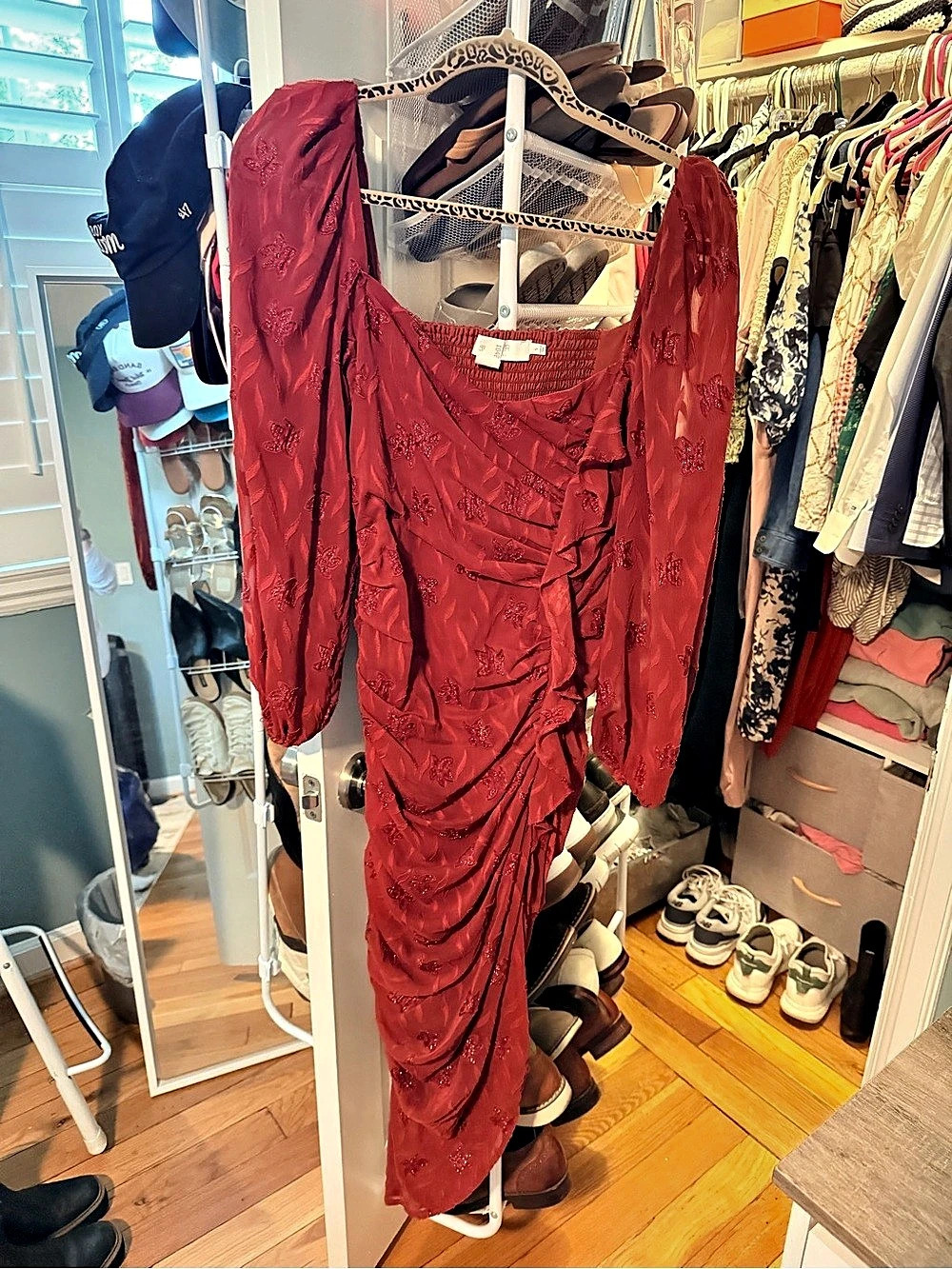 ASTR the Label Floral Ruched Midi Dress in Red Size Small Like New
